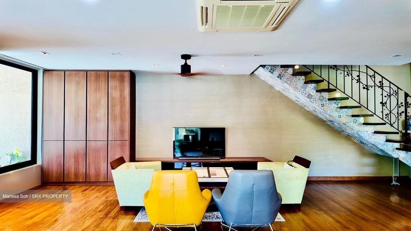 Lempeng Drive (D5), Terrace #500869411